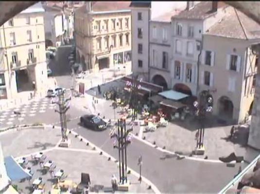 Agen live streaming town centre webcam in SW France