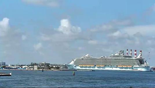 Port Everglades HD streaming video webcam Florida