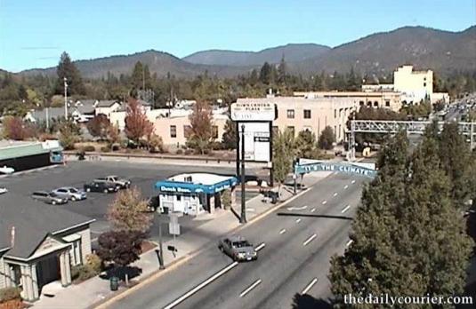 Grants Pass Live Streaming Downtown Weather Traffic Camera US State of Oregon