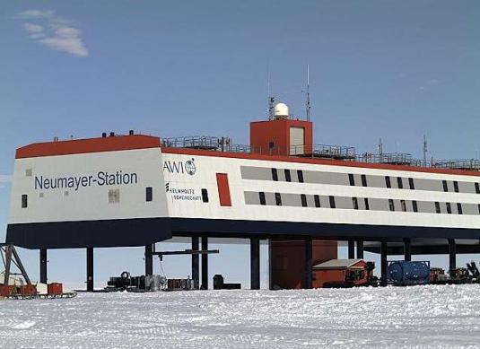 Antartica South Pole Live Webcam Neumayer-Station III