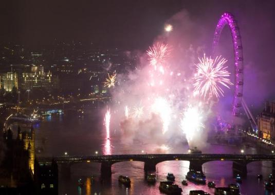 London 2013 New Year Eve Party Celebrations Streaming Live Webcam