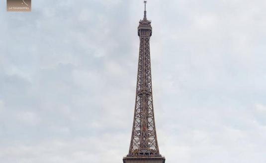 The Eiffel Tower Gigapixel Virtual Camera Panorama tour Paris Framce