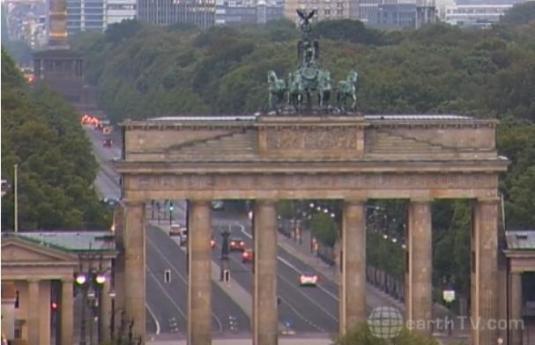 Brandenburg Gate Live Streaming Webcam Berlin City Germany