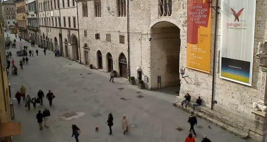 Corso Vannucci Street Webcam Perugia City Italy