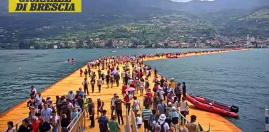 The Floating Piers People Watching Web Cam Lake Iseo Italy