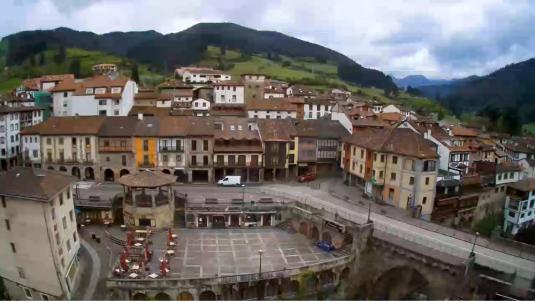 Potes Town Centre Traffic Weather Webcam Potes Cantabria Spain